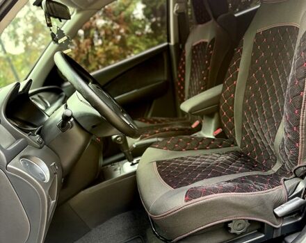 Міцубісі Аутлендер 2006 у Кропивницькому (Кіровограді) на Automoto.ua Чорний Міцубісі Аутлендер, об'ємом двигуна 2.4 л та пробігом 263 тис. км за 5999 $, фото 7 на Automoto.ua