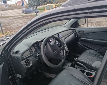 Чорний Міцубісі Аутлендер, об'ємом двигуна 2 л та пробігом 260 тис. км за 5400 $, фото 6 на Automoto.ua