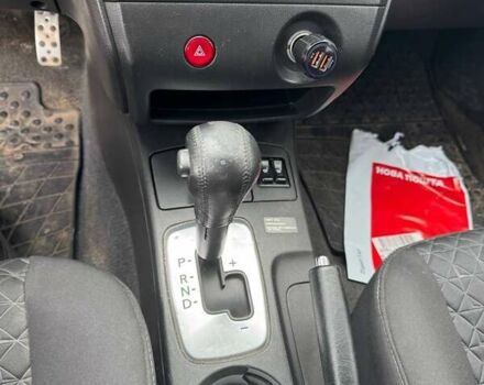 Черный Мицубиси Аутлендер, объемом двигателя 2.38 л и пробегом 260 тыс. км за 5000 $, фото 9 на Automoto.ua