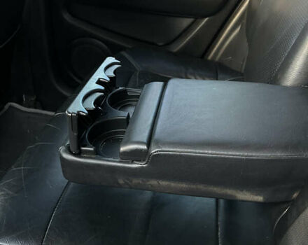 Мицубиси Аутлендер 2006 в Чернобае на Automoto.ua Черный Мицубиси Аутлендер, объемом двигателя 2.38 л и пробегом 278 тыс. км за 5300 $, фото 8 на Automoto.ua