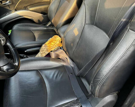 Черный Мицубиси Аутлендер, объемом двигателя 2 л и пробегом 200 тыс. км за 7700 $, фото 8 на Automoto.ua