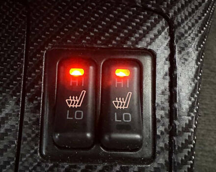 Чорний Міцубісі Аутлендер, об'ємом двигуна 2.38 л та пробігом 175 тис. км за 6000 $, фото 7 на Automoto.ua