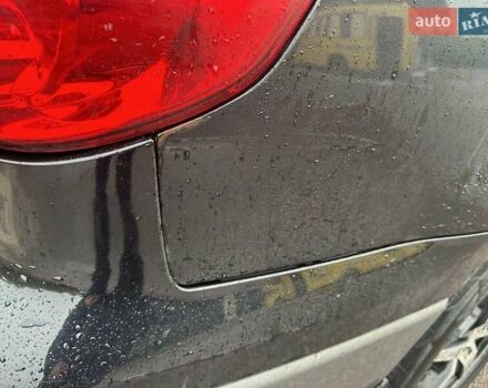 Черный Мицубиси Аутлендер, объемом двигателя 2 л и пробегом 295 тыс. км за 5300 $, фото 14 на Automoto.ua