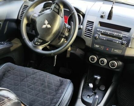 Чорний Міцубісі Аутлендер, об'ємом двигуна 3 л та пробігом 190 тис. км за 10000 $, фото 6 на Automoto.ua