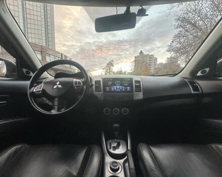 Черный Мицубиси Аутлендер, объемом двигателя 2.4 л и пробегом 230 тыс. км за 8500 $, фото 15 на Automoto.ua