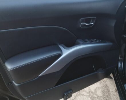 Черный Мицубиси Аутлендер, объемом двигателя 2 л и пробегом 290 тыс. км за 4900 $, фото 10 на Automoto.ua