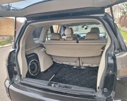 Черный Мицубиси Аутлендер, объемом двигателя 3 л и пробегом 220 тыс. км за 9000 $, фото 3 на Automoto.ua