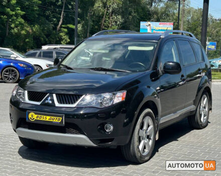 Чорний Міцубісі Аутлендер, об'ємом двигуна 3 л та пробігом 228 тис. км за 10200 $, фото 2 на Automoto.ua