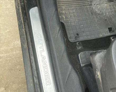 Міцубісі Аутлендер 2007 у Измаиле на Automoto.ua Чорний Міцубісі Аутлендер, об'ємом двигуна 2.36 л та пробігом 240 тис. км за 8500 $, фото 26 на Automoto.ua