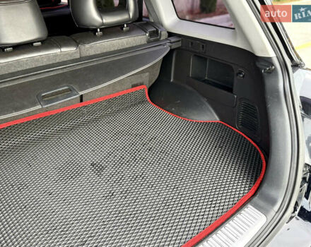 Міцубісі Аутлендер 2007 у Одесі на Automoto.ua Чорний Міцубісі Аутлендер, об'ємом двигуна 2.4 л та пробігом 201 тис. км за 7700 $, фото 16 на Automoto.ua