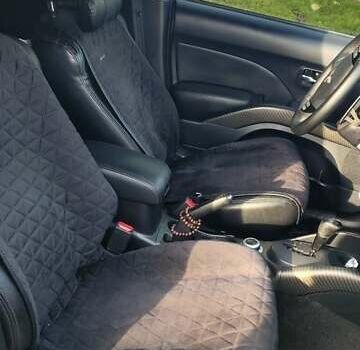 Черный Мицубиси Аутлендер, объемом двигателя 3 л и пробегом 190 тыс. км за 10000 $, фото 4 на Automoto.ua