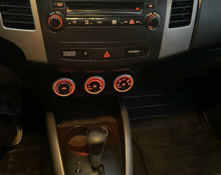 Чорний Міцубісі Аутлендер, об'ємом двигуна 3 л та пробігом 265 тис. км за 9200 $, фото 20 на Automoto.ua