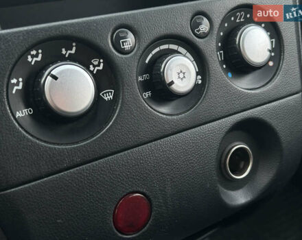 Черный Мицубиси Аутлендер, объемом двигателя 2.4 л и пробегом 320 тыс. км за 5999 $, фото 9 на Automoto.ua