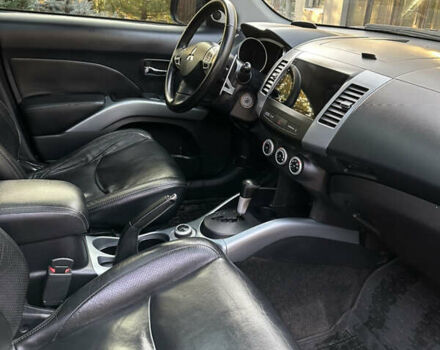 Чорний Міцубісі Аутлендер, об'ємом двигуна 3 л та пробігом 238 тис. км за 11200 $, фото 22 на Automoto.ua