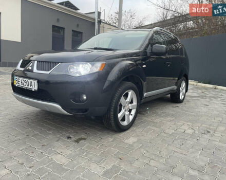 Чорний Міцубісі Аутлендер, об'ємом двигуна 3 л та пробігом 265 тис. км за 9200 $, фото 4 на Automoto.ua
