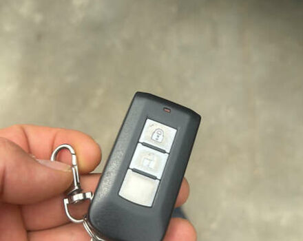 Міцубісі Аутлендер 2007 у Измаиле на Automoto.ua Чорний Міцубісі Аутлендер, об'ємом двигуна 2.36 л та пробігом 240 тис. км за 8500 $, фото 24 на Automoto.ua