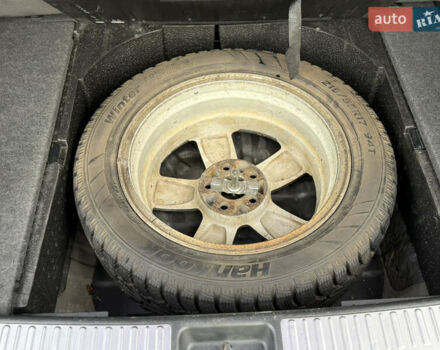 Міцубісі Аутлендер 2007 у Одесі на Automoto.ua Чорний Міцубісі Аутлендер, об'ємом двигуна 2.4 л та пробігом 201 тис. км за 7700 $, фото 18 на Automoto.ua