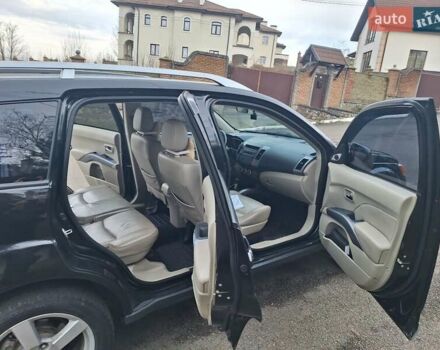 Черный Мицубиси Аутлендер, объемом двигателя 3 л и пробегом 220 тыс. км за 9000 $, фото 9 на Automoto.ua