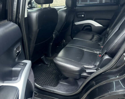 Чорний Міцубісі Аутлендер, об'ємом двигуна 2.4 л та пробігом 230 тис. км за 8300 $, фото 24 на Automoto.ua