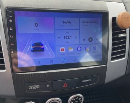 Чорний Міцубісі Аутлендер, об'ємом двигуна 3 л та пробігом 200 тис. км за 10300 $, фото 14 на Automoto.ua