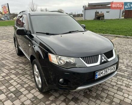 Черный Мицубиси Аутлендер, объемом двигателя 3 л и пробегом 200 тыс. км за 7999 $, фото 7 на Automoto.ua