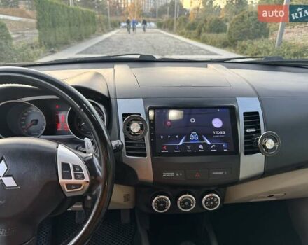 Черный Мицубиси Аутлендер, объемом двигателя 3 л и пробегом 205 тыс. км за 11300 $, фото 14 на Automoto.ua