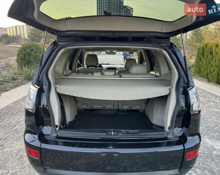 Черный Мицубиси Аутлендер, объемом двигателя 3 л и пробегом 205 тыс. км за 11300 $, фото 25 на Automoto.ua