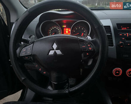Чорний Міцубісі Аутлендер, об'ємом двигуна 3 л та пробігом 265 тис. км за 9200 $, фото 15 на Automoto.ua