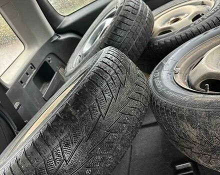 Черный Мицубиси Аутлендер, объемом двигателя 2 л и пробегом 295 тыс. км за 5300 $, фото 19 на Automoto.ua