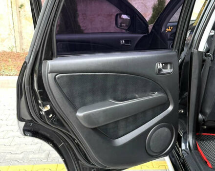 Міцубісі Аутлендер 2007 у Одесі на Automoto.ua Чорний Міцубісі Аутлендер, об'ємом двигуна 2.4 л та пробігом 201 тис. км за 7700 $, фото 47 на Automoto.ua