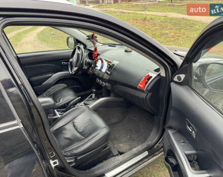 Черный Мицубиси Аутлендер, объемом двигателя 3 л и пробегом 300 тыс. км за 9500 $, фото 7 на Automoto.ua