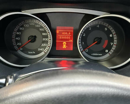 Чорний Міцубісі Аутлендер, об'ємом двигуна 3 л та пробігом 238 тис. км за 11200 $, фото 16 на Automoto.ua