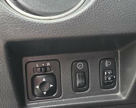 Черный Мицубиси Аутлендер, объемом двигателя 2 л и пробегом 200 тыс. км за 4900 $, фото 16 на Automoto.ua