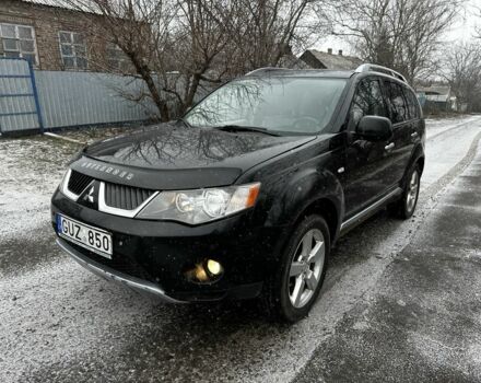 Чорний Міцубісі Аутлендер, об'ємом двигуна 0 л та пробігом 381 тис. км за 4200 $, фото 2 на Automoto.ua