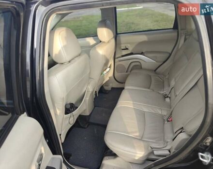 Черный Мицубиси Аутлендер, объемом двигателя 3 л и пробегом 155 тыс. км за 9800 $, фото 15 на Automoto.ua