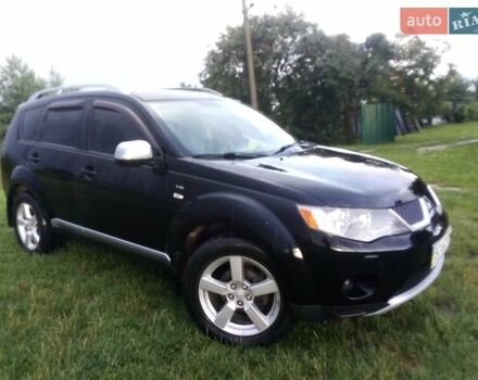 Черный Мицубиси Аутлендер, объемом двигателя 3 л и пробегом 260 тыс. км за 9000 $, фото 5 на Automoto.ua