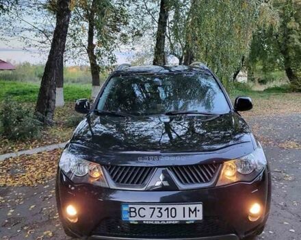 Черный Мицубиси Аутлендер, объемом двигателя 1.97 л и пробегом 312 тыс. км за 7950 $, фото 5 на Automoto.ua