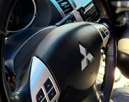 Чорний Міцубісі Аутлендер, об'ємом двигуна 2.4 л та пробігом 214 тис. км за 9800 $, фото 7 на Automoto.ua