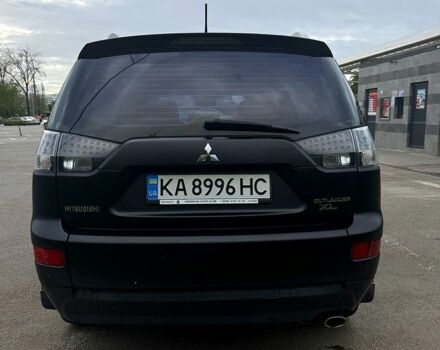 Чорний Міцубісі Аутлендер, об'ємом двигуна 2.4 л та пробігом 220 тис. км за 7300 $, фото 2 на Automoto.ua