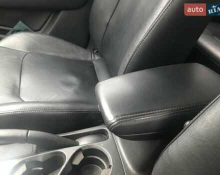 Чорний Міцубісі Аутлендер, об'ємом двигуна 2.38 л та пробігом 207 тис. км за 7000 $, фото 18 на Automoto.ua