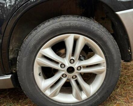 Черный Мицубиси Аутлендер, объемом двигателя 2 л и пробегом 232 тыс. км за 7000 $, фото 2 на Automoto.ua