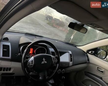 Черный Мицубиси Аутлендер, объемом двигателя 2.2 л и пробегом 310 тыс. км за 9700 $, фото 17 на Automoto.ua