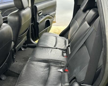 Чорний Міцубісі Аутлендер, об'ємом двигуна 2.4 л та пробігом 186 тис. км за 8700 $, фото 15 на Automoto.ua