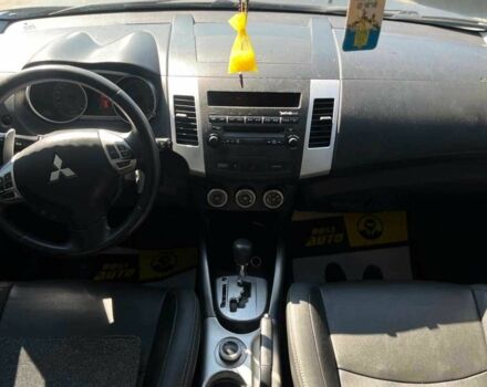 Черный Мицубиси Аутлендер, объемом двигателя 3 л и пробегом 308 тыс. км за 7600 $, фото 20 на Automoto.ua