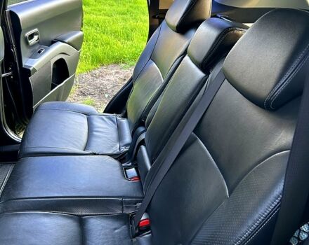 Чорний Міцубісі Аутлендер, об'ємом двигуна 2.4 л та пробігом 214 тис. км за 9800 $, фото 5 на Automoto.ua