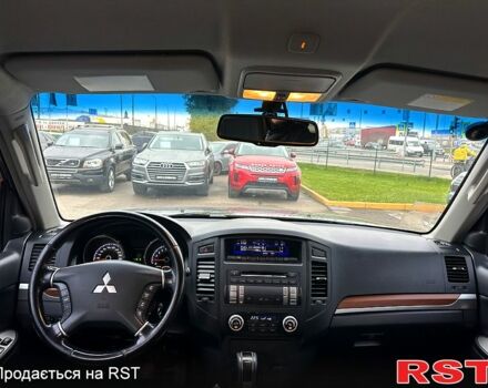 Черный Мицубиси Аутлендер, объемом двигателя 3 л и пробегом 218 тыс. км за 11950 $, фото 9 на Automoto.ua