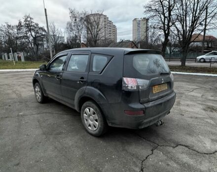 Чорний Міцубісі Аутлендер, об'ємом двигуна 0 л та пробігом 180 тис. км за 2800 $, фото 2 на Automoto.ua
