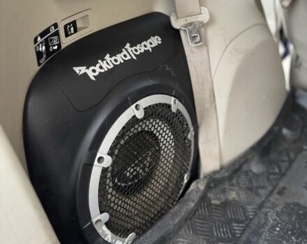 Черный Мицубиси Аутлендер, объемом двигателя 2 л и пробегом 377 тыс. км за 5200 $, фото 19 на Automoto.ua