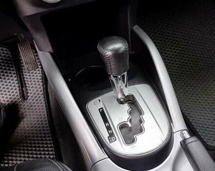 Чорний Міцубісі Аутлендер, об'ємом двигуна 2.36 л та пробігом 265 тис. км за 8800 $, фото 12 на Automoto.ua