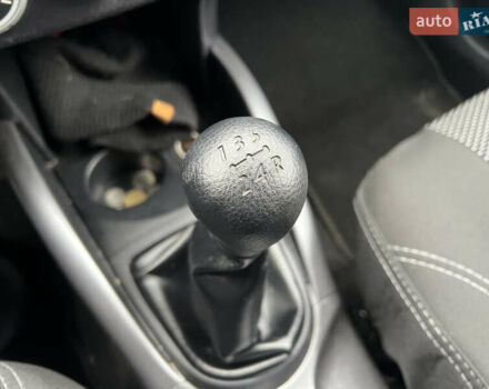 Міцубісі Аутлендер 2008 у Кременчуге на Automoto.ua Чорний Міцубісі Аутлендер, об'ємом двигуна 2.4 л та пробігом 230 тис. км за 6650 $, фото 33 на Automoto.ua